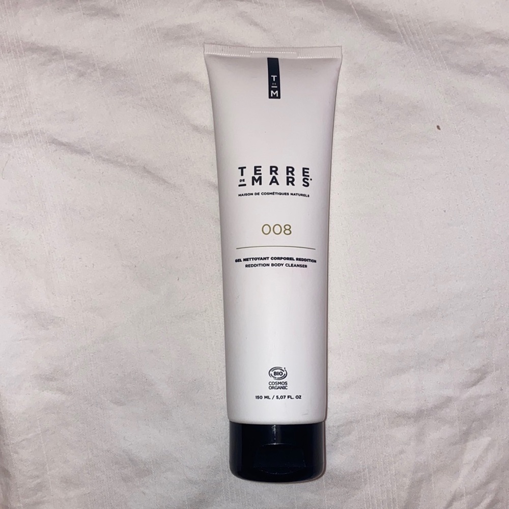 Terre de Mars body cleanser